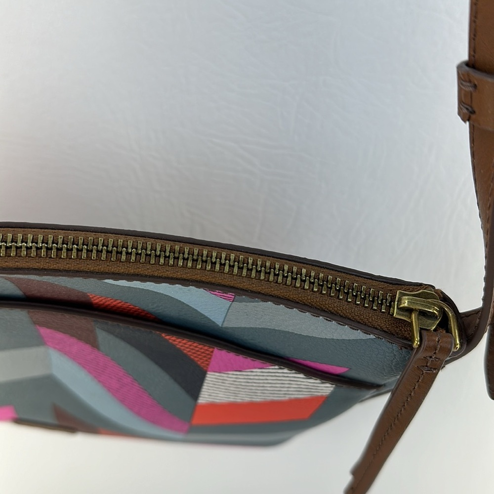 Fossil Colorful Chevron Pattern Crossbody Bag - image 7